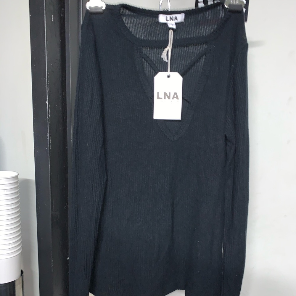 Long sleeve criss cross top